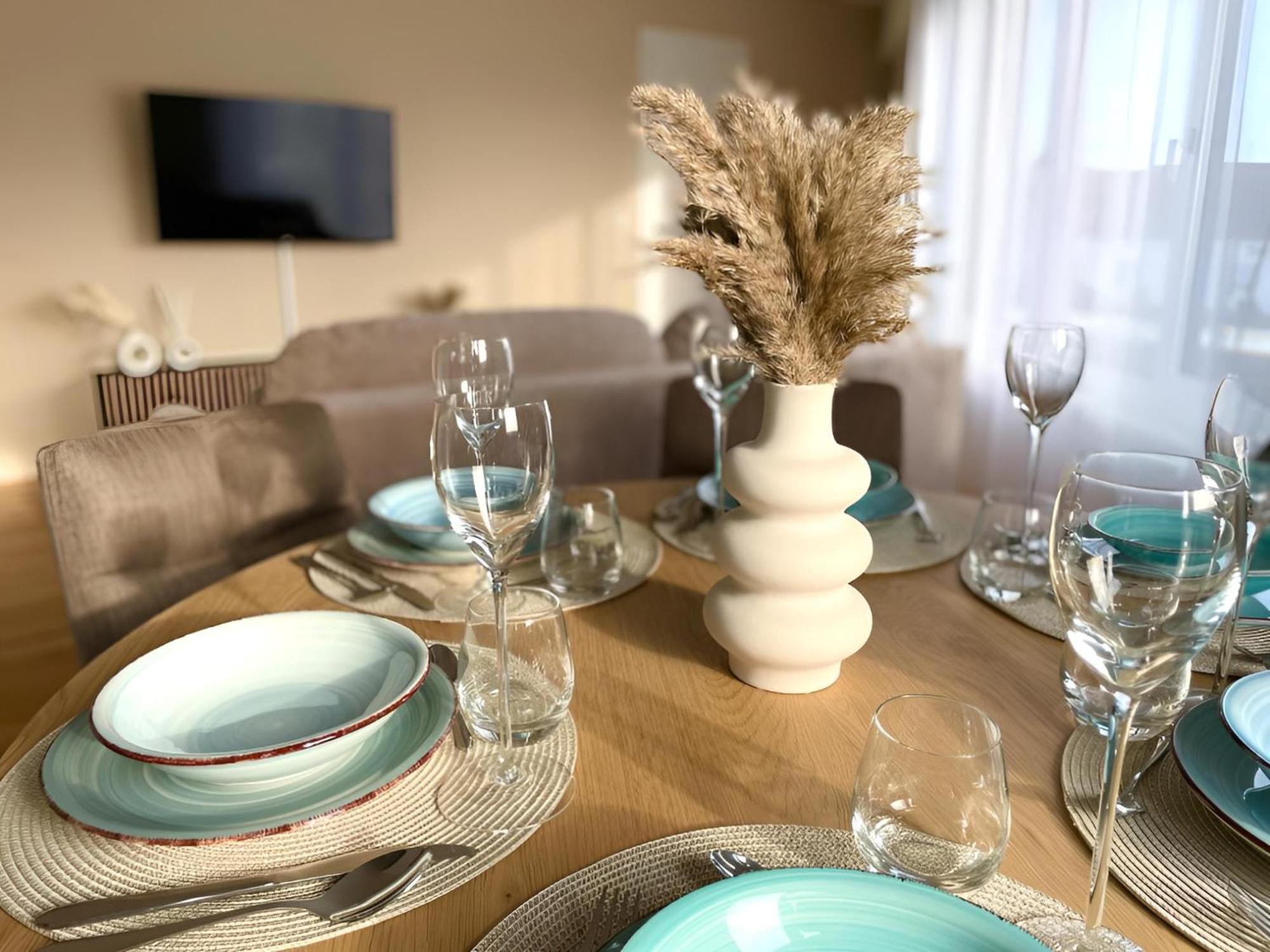 Exklusive 3-Zimmer Luxus-Maisonette In Hochheim - Naehe Frankfurt Flughafen, Wiesbaden Und Mainz Hochheim am Main Eksteriør billede